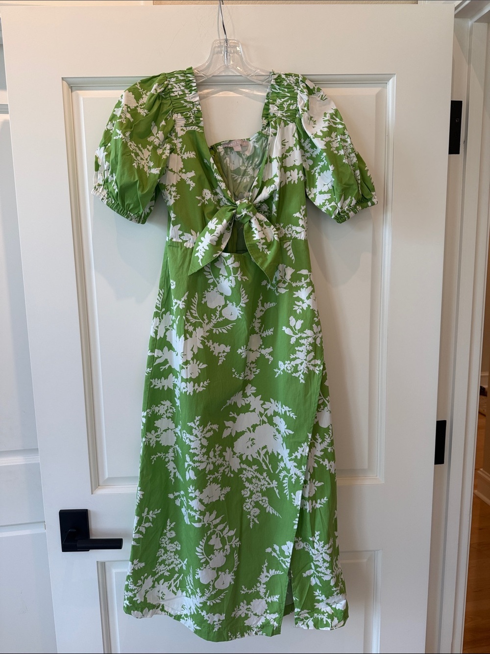 Green and White Floral Tie-Front Midi Dress - Size M